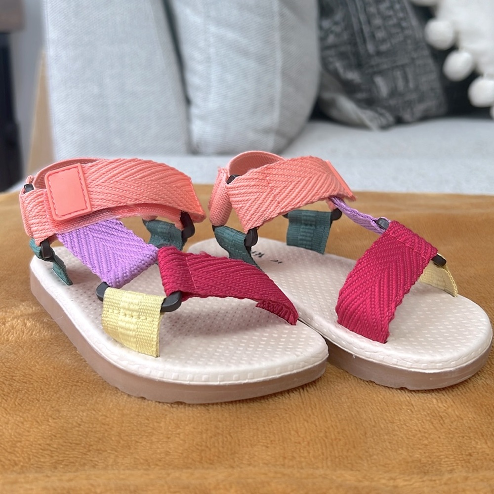 ZARA • sandals